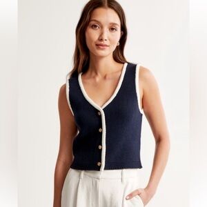 NWT A&F Mara High V LuxeLoft Sweater Vest in Navy Blue with Cream Trim Size XL